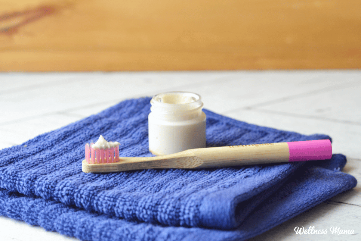 Homemade remineralization of toothpaste recipe