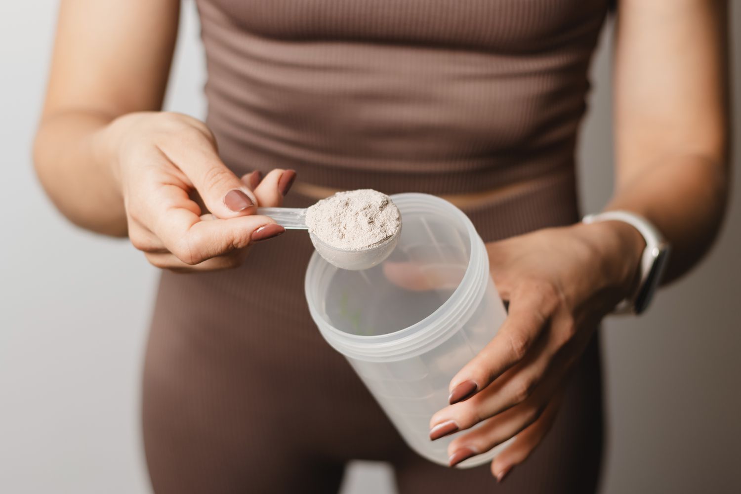 Can you mix creatine with protein powder?